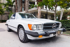 Image: Mercedes-Benz 560 SL (1987) - as lot 1036 at the RM/Sotheby's Fort Lauderdale auction from March 25 to 26, 2022