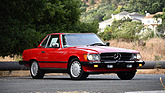 Bild: Mercedes-Benz 560 SL (1989) - als Lot 161 an der Broad-Arrow-Versteigerung am Monterey Jet Center 2024