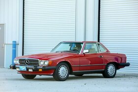 Mercedes-Benz 560 SL (1989) - als Lot 2059 angeboten an der Broad Arrow West Palm Beach Versteigerung 2022
