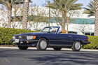 Mercedes-Benz 560SL (1989) - als Lot 127 angeboten an der Bonhams Scottsdale Versteigerung am 27. Januar 2023