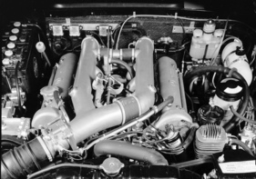 Mercedes-Benz 600 (1963) - Blick in den Motorrau