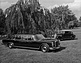 Mercedes-Benz 600 (1963) - Pullman-Limousine vor indirektem Vorfahren (© Daimler AG, 1963) Mercedes-Benz 600 (1963) - Pullman-Limousine vor indirektem Vorfahren (© Daimler AG, 1963)