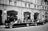 Mercedes-Benz 600 (1963) - normale Limousine hinter verlängerter Pullman-Limousine (© Daimler AG, 1963) Mercedes-Benz 600 (1963) - normale Limousine hinter verlängerter Pullman-Limousine (© Daimler AG, 1963)