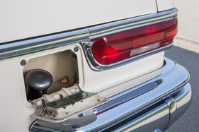 Mercedes-Benz 600 (1967) - Tankdeckel neben den hinteren Lampen