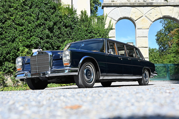 Mercedes-Benz 600 Pullman (1966) - as lot 35 at the Swiss Classic World auction of the Oldtimer Gallery on June 1, 2024