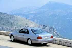 Mercedes-Benz 600 SEC (1992) - Ein S-Klasse-Coupe geniest die Aussicht