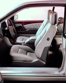 Mercedes-Benz 600 SEC (1992) - alles elektrisch verstellbar, inkl. Sitzkissentiefe und Lendenstütze