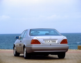 Mercedes-Benz 600 SEC (1992) - formintegrierte Heckleuchten