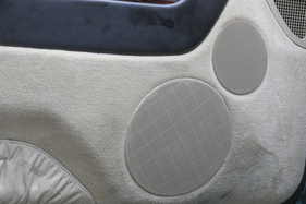 Mercedes-Benz 600 SEC (1993) - Lautsprecher in den Türverkleidungen