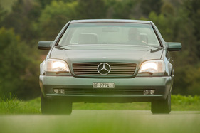 Mercedes-Benz 600 SEC (1993) - "die Scheinwerfer-Deckgläser wurden aus stilistischen Gründen grösser gewählt", schrieb die AR damals Mercedes-Benz 600 SEC (1993) - "die Scheinwerfer-Deckgläser wurden aus stilistischen Gründen grösser gewählt", schrieb die AR damals