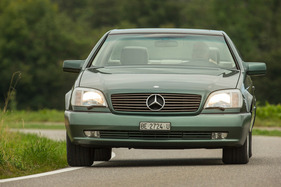 Mercedes-Benz 600 SEC (1993) - wirkt aus Fahrersicht handlicher als er aufgrund der Grösse und des Gewichts zu sein scheint Mercedes-Benz 600 SEC (1993) - wirkt aus Fahrersicht handlicher als er aufgrund der Grösse und des Gewichts zu sein scheint