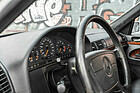 Mercedes-Benz 600 SEL (1992) - Klassische Rundinstrumente und ein wohnliches Interieur sollte die konservative Kundschaft ansprechen