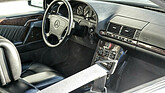 Bild: Mercedes-Benz 600 SEL (1992) – Um die Wirbelsäule zu entlasten, erdachte man sich bei Daimler den Gurtbringer. Den gab es auch schon im Vorgänger-Coupé.