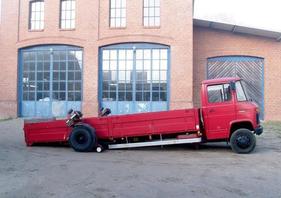 Mercedes-Benz 608 D Vehicle Transporter (1982) - als Lot 060 an der Bonhams Goodwood Members Meeting Versteigerung am 18. März 2018