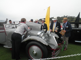 Mercedes-Benz 680S Saoutchik Cabriolet (1928) - "Best of Show" - die Jury an der Arbeit - Pebble Beach 2012 (F-01)