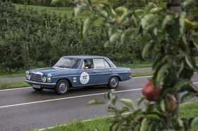 Mercedes-Benz /8 (1972) - am vierten Tag der Creme21 2015 auf der Etappe Mannheim-Nürnberg