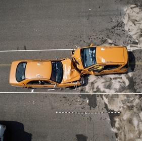 Bild Mercedes-Benz A-Klasse (1996) - Offset-Crash-Test - 50 Sicherheitsversuche wurden in 32 Monaten durchgeführt