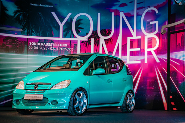 Bild: Mercedes-Benz A-Klasse HyPer (Baureihe 168) (1999) – Sonderausstellung "Youngtimer" im Mercedes-Benz Museum
