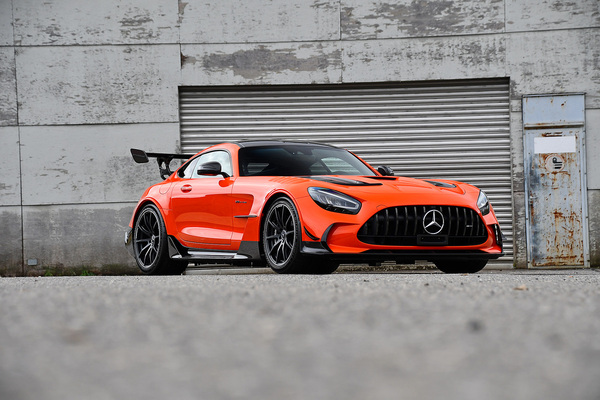 Bild: Mercedes-Benz AMG GT Black Series (2022) - als Lot 127 an der "Gstaad Classic Car Auction" der Oldtimer Galerie Toffen am 29 Dezember 2023