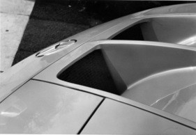 Mercedes-Benz C 111/70 (1970) - die Öffnungen sollen eine Erhöhung des Bodendrucks bewirken - Genfer Autosalon 1970