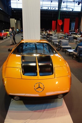Mercedes-Benz C 111 aus dem Jahre 1969 - Sonderschau Supercars 2 in der Autoworld Brüssel 2022/2023