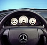 Bild: Mercedes-Benz C 280 (1996) - weisse Instrumente