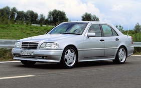 Mercedes-Benz C 36 AMG (1993) - 280 PS starke Limousine der Baureihe W 202
