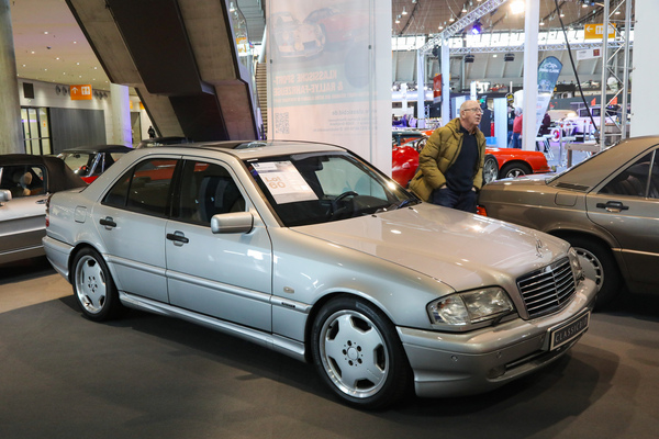 Mercedes-Benz C 43 AMG (1998) - "Taxi im Sportanzug" bei Classicbid, Aufrufpreis EUR 22'000 - 24. Retro Classics 2025