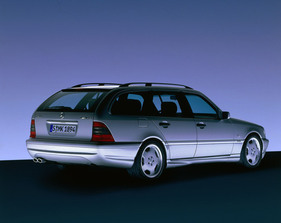 Mercedes-Benz C 43 AMG T-Modell (1997) - frühes Foto des V8-Kombis der Baureihe W 202 (1997)