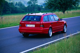 Mercedes-Benz C 43 AMG T-Modell (2000) - nur wenige andere Autos vermochten dem schnellen V8-Kombi zu folgen