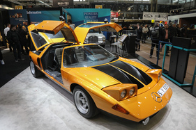 Mercedes-Benz C111 II (1970) – mit Vierscheiben-Wankelmotor – Rétromobile Paris 2025