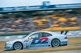 Mercedes-Benz CLK (2000) - Bernd Schneider beim DTM-ADAC-Preis von Hockenheim im Oktober 2000