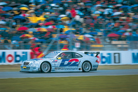 Mercedes-Benz CLK (2000) - Bernd Schneider in Hockenheim im Jahr 2000 (C208)