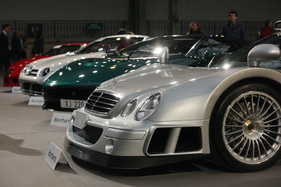 Mercedes-Benz CLK GTR (2000) - als Lot 352 versteigert an der Bonhams Grand Palais Verteigerung in Paris am 4. Februar 2016