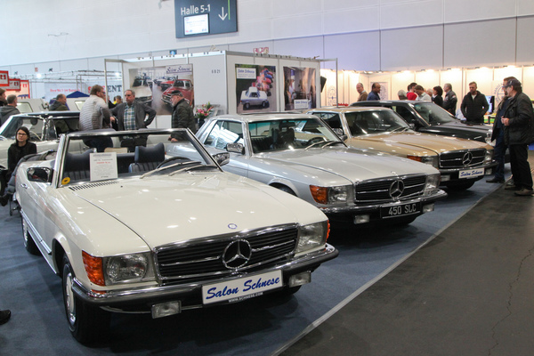 Mercedes-Benz Cabriolet und Coupés der Baureihen R/C-107 in Reih' und Glied - Bremen Classic Motorshow 2020