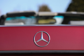 Nach 20 Jahren Pause fand sich der Stern endlich wieder am Heck eines viersitzigen Cabriolets