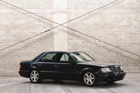 Bild Mercedes-Benz E 500 Limited (1994) - als Lot 184 angeboten an der RM/Sotheby's Paris Versteigerung am 6. Februar 2019