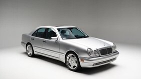 Mercedes-Benz E 55 AMG (1999) - Lot 108 an der Broad Arrow Monterey Jet Center Auction 2025 (1999)