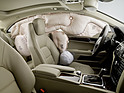 Mercedes Benz E-Klasse Coupé (2005) - passive Sicherheit mit sieben Airbags, Gurtstraffern, Gurtkraftbegrenzern, Neck-Pro-Kopfstützen, etc.