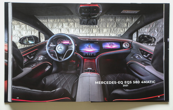 Mercedes-Benz EQS - Buch "Art of Cockpit"