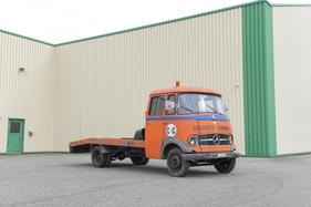 Mercedes-Benz L 405 (1963) - als Lot 209 angeboten an der RM/Sotheby's St. Moritz Versteigerung vom 15. September 2023