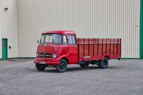 Mercedes-Benz L 405 (1966) - als Lot 208 angeboten an der RM/Sotheby's St. Moritz Versteigerung vom 15. September 2023