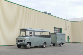Mercedes-Benz L 408 Bus with Trailer by Ernst Auwarter (1972) - als Lot 151 angeboten an der RM/Sotheby's St. Moritz Versteigerung vom 15. September 2023