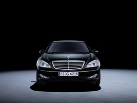 Mercedes-Benz S 500 (2005) - front view (2005)