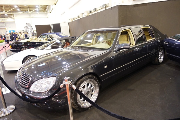 Mercedes-Benz S 500 L Business SGS (1994) – ein W140 mit der Front des Nachfolgers – Essen Motor Show 2024