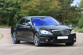 Mercedes-Benz S 65 AMG (2008) - als Lot 41 an der Artcurial Mercedes-Versteigerung in Paris am 15. Oktober 2017