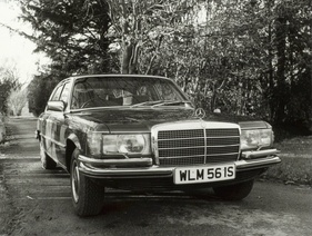 Mercedes-Benz S-Klasse (1977) – rechtsgelenkte Version für Grossbritannien