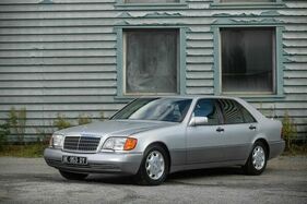 Mercedes-Benz S600L V12 (1991) - offered online as lot 64 at the Artcurial "A French Collection" auction from November 4 to 22, 2021