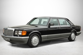 Mercedes-Benz SEL 560 (1986) - als Lot 19 angeboten an der Auctionata Versteigerung "Mercedes-Benz Only" am 8. Dezember 2015