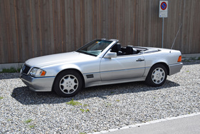 Mercedes-Benz SL 280 (1996) - angeboten an der Versteigerung der Oldtimer Galerie Toffen am 26. November 2016